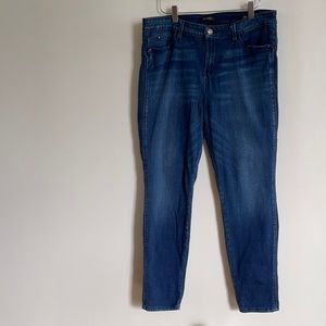 Size 32 GUESS Curve X Jeans